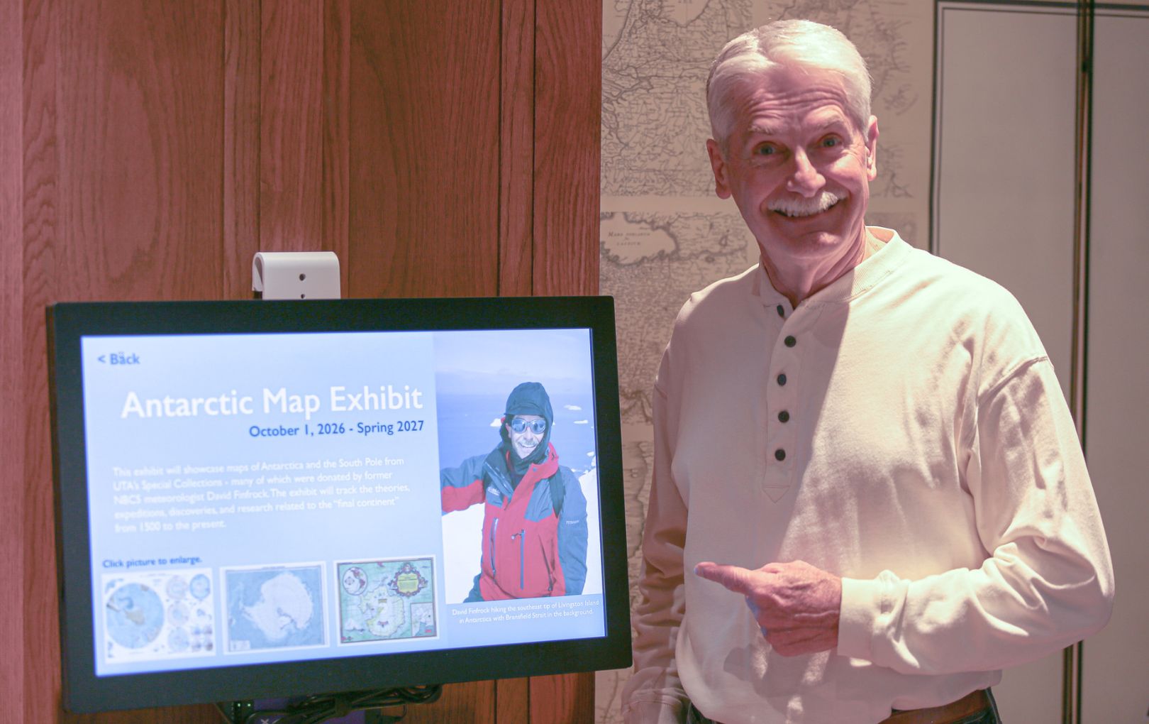 David Finfrock pointing at a screen" style=" height:1020px; width:1620px" _languageinserted="true" src="https://cdn.prod.web.uta.edu/-/media/project/website/news/releases/2026/09/mapping-antarctica.jpg