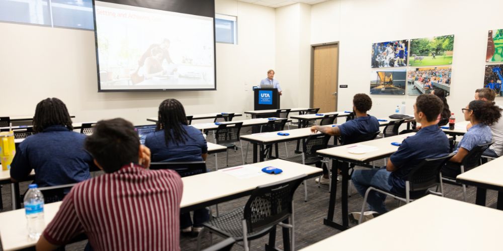 Bank of America hosts financial literacy session with MVS students