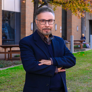 Headshot - Ardeshir Anjomani