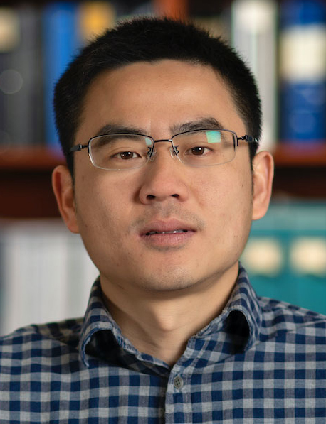 Cheng Sheng, UTA research scientist in physics