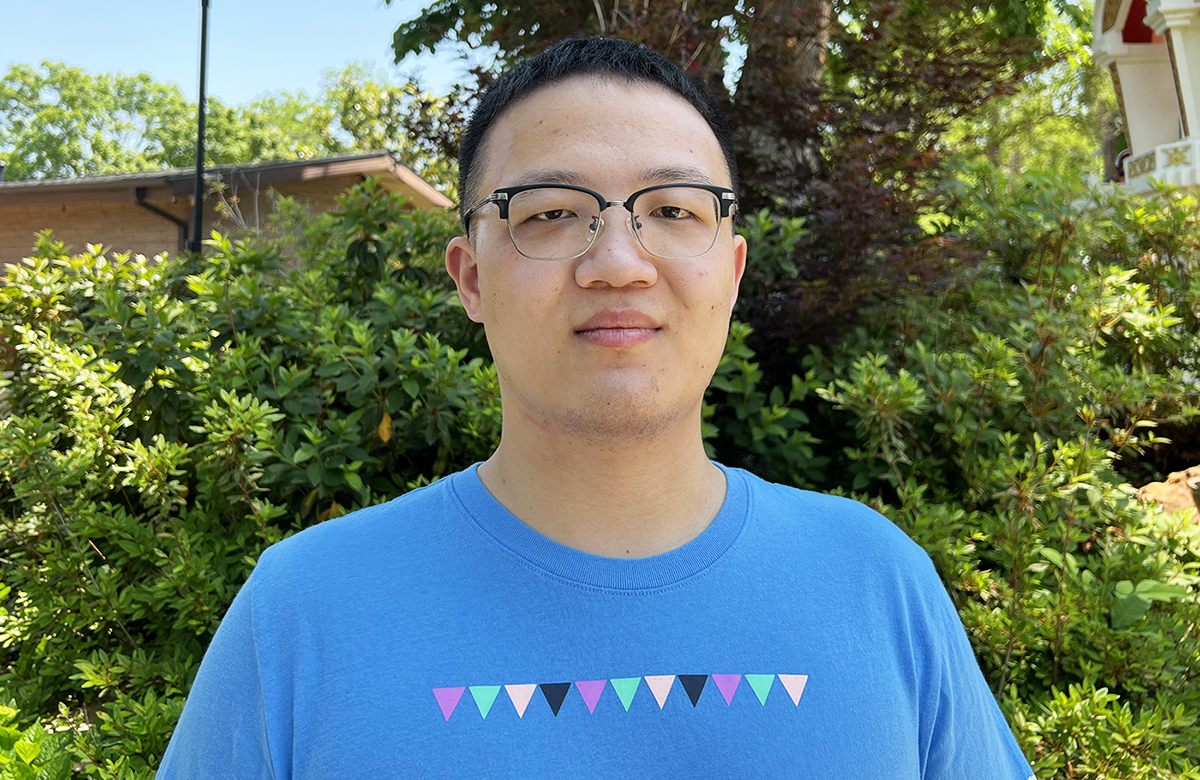 Shiwei Zhou, UTA doctoral student in physics