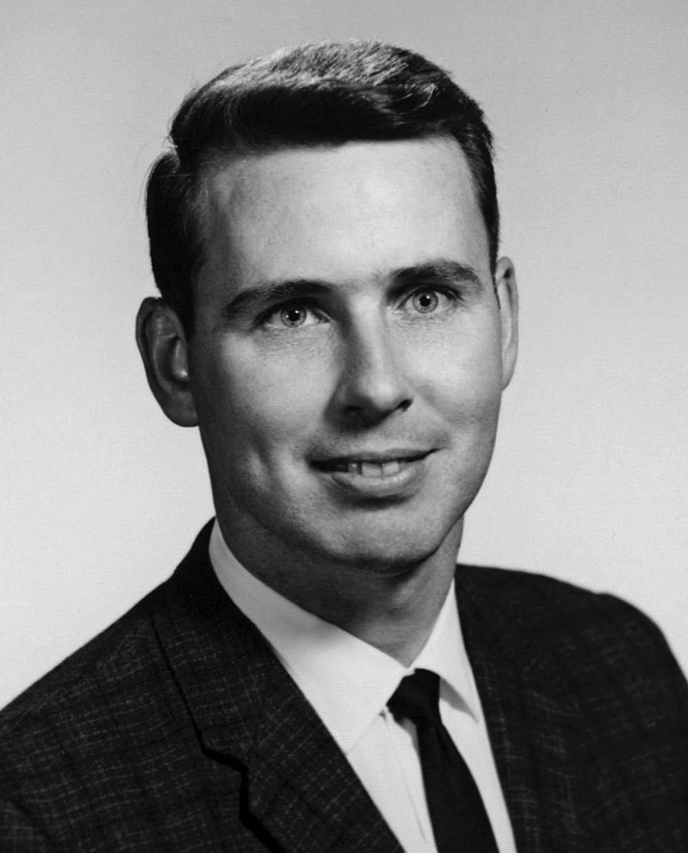 Headshot of Larry Health