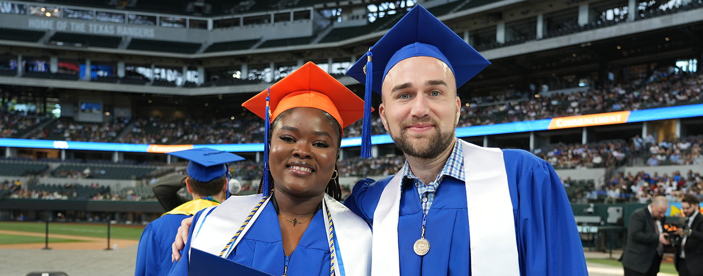 Two UTA School of Social Work graduates.