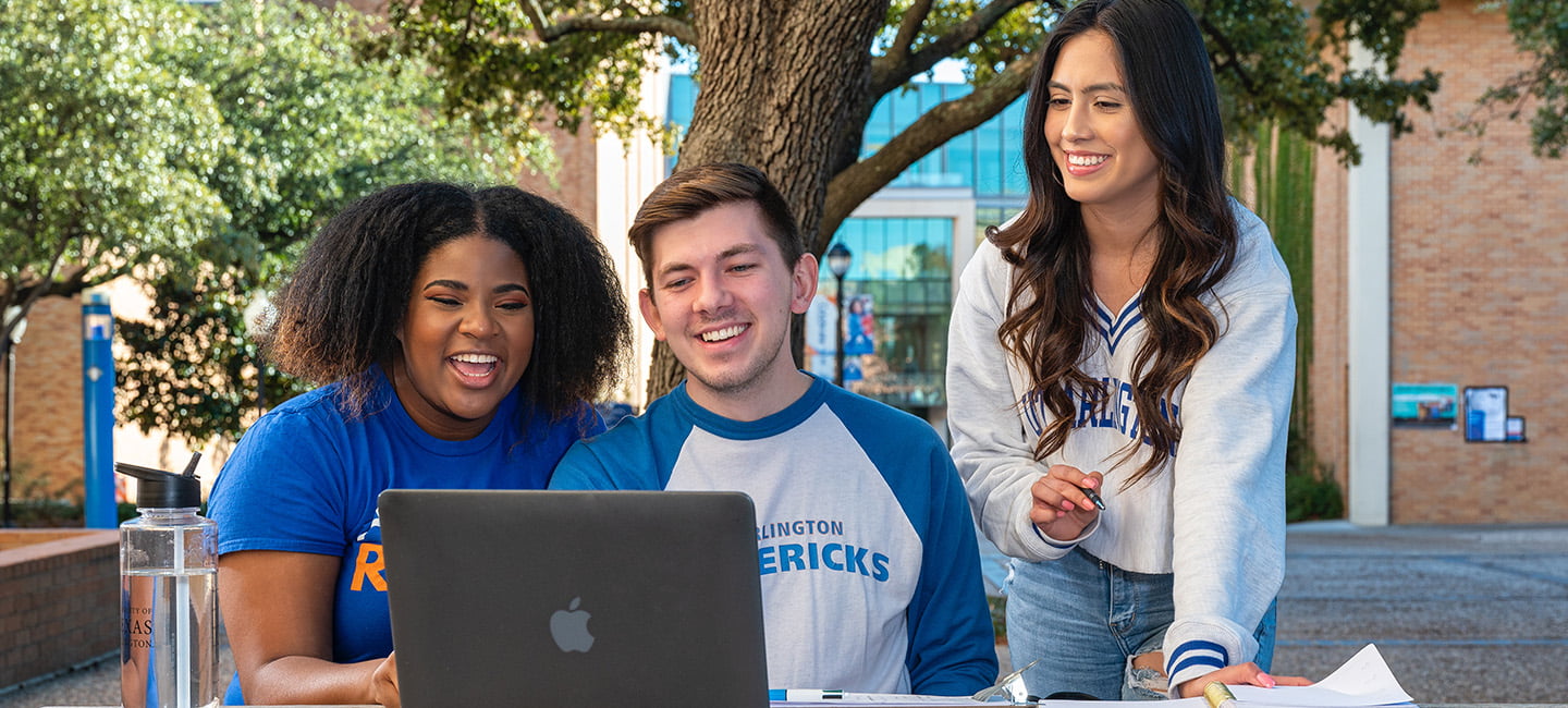 UTA students working together