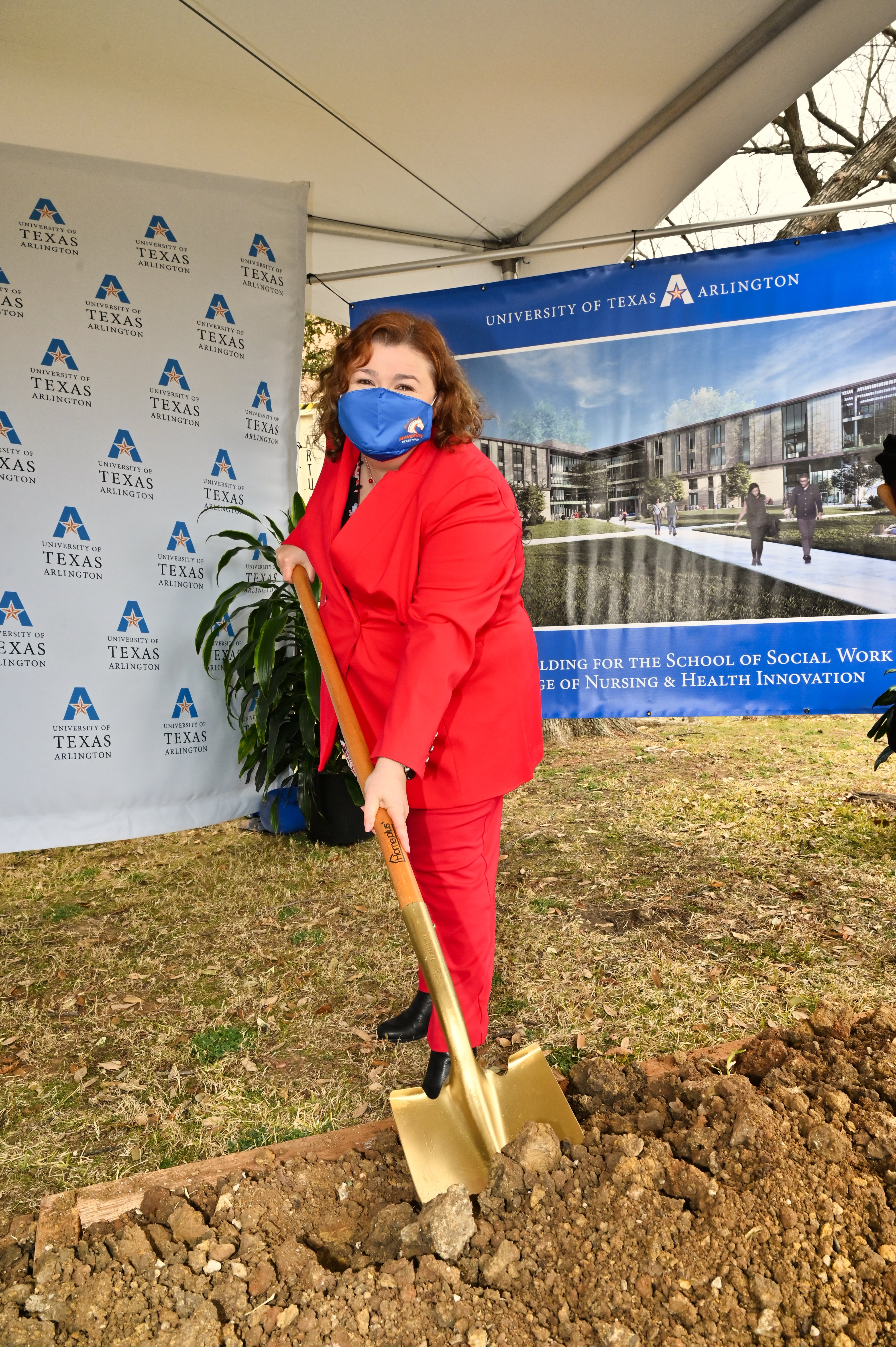 Graduate Programs Director Regina Praetorius,  School of Social Work and the College of Nursing and Health Groundbreaking