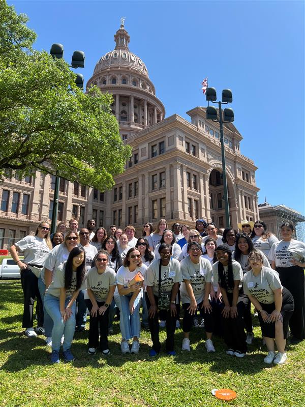 Members of the UTA SSW Office of Student Engagement, Student Association for Macro Social Work (SAMSW) and Phi Alpha Social Work Honor Society pose for a photo in front of the Texas State Capitol Building during NASW's Social Work Advocacy Day. (Photo by Hollie Yang)