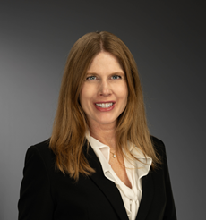 Julie Moye Headshot