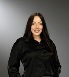 Kiara Roman-Galarza Headshot