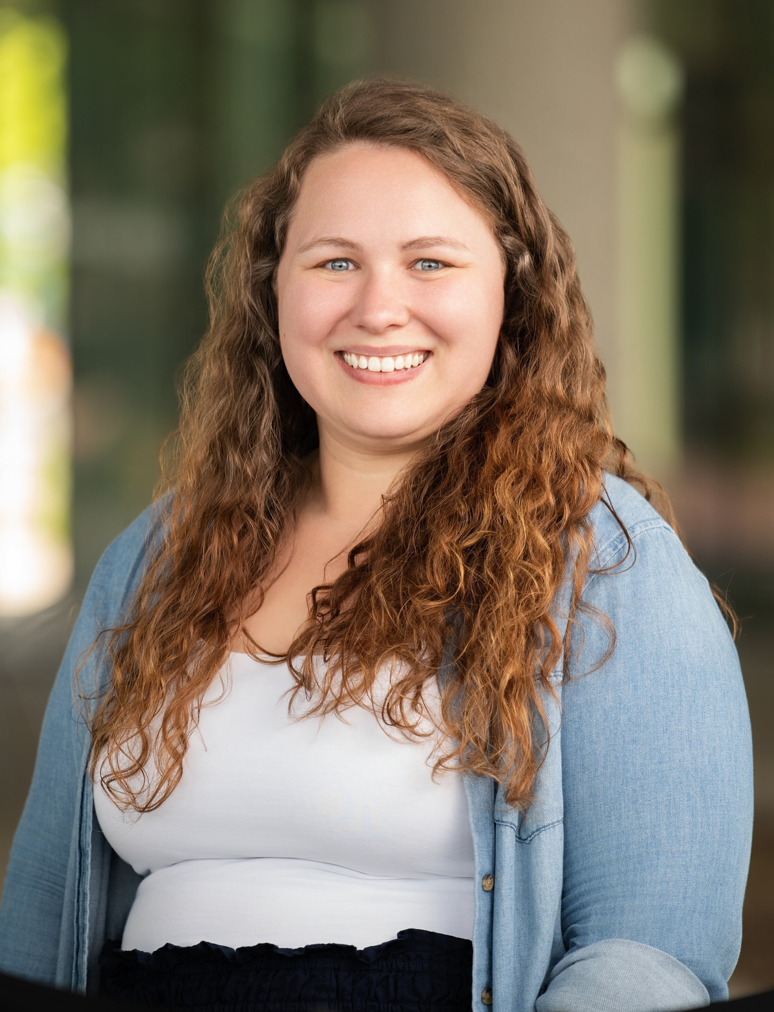 Headshot of Lauren Puls