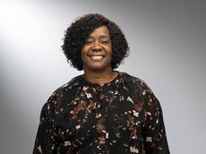 headshot of Doris Sanders