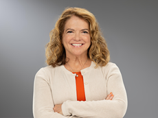 headshot of Dr. Michelle Kelly